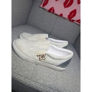Let's See Style Los Angeles Cream Suede Leopard Star Slip On Sneakers 7.5 Silver